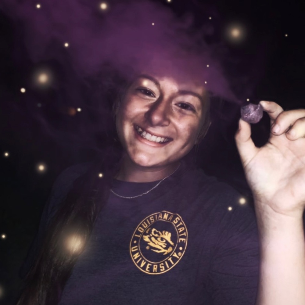 Meet your Posher, Tia